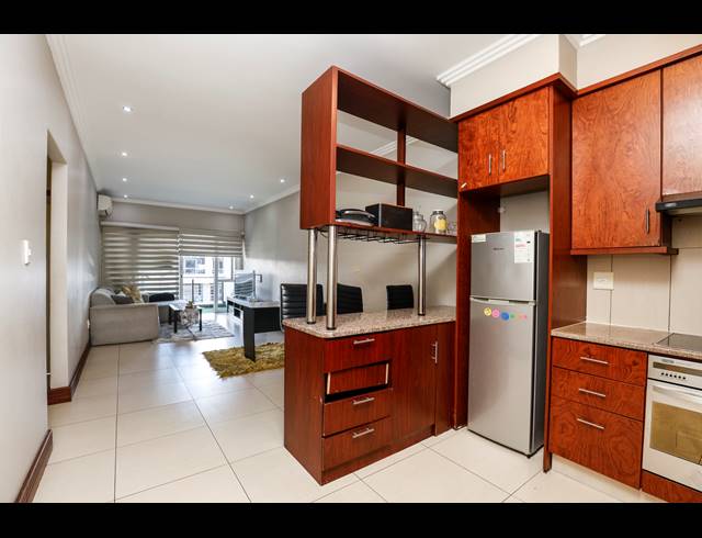 2 BEDROOM APARTMENT FOR SALE IN UMHLANGA RIDGE